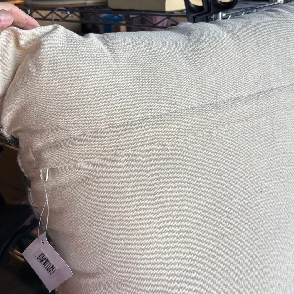 SARO LIFESTYLE Lauren Collection Block Print Embroidered PillowTasseled Corners